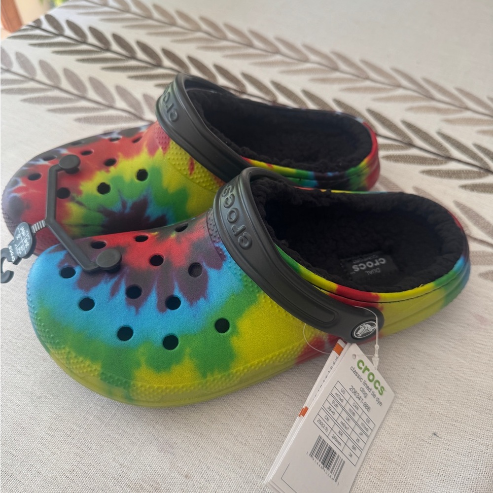 CROCS Adult Lined Tie-Dye Slippers